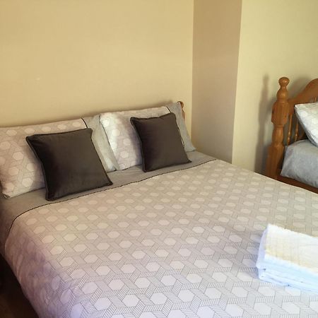 Private Double Rooms & Twin Rooms Rahoon Γκάλγουεϊ Εξωτερικό φωτογραφία